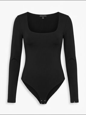 Dynamite Womens Black Long-Sleeve Square-Neck Bodysuit